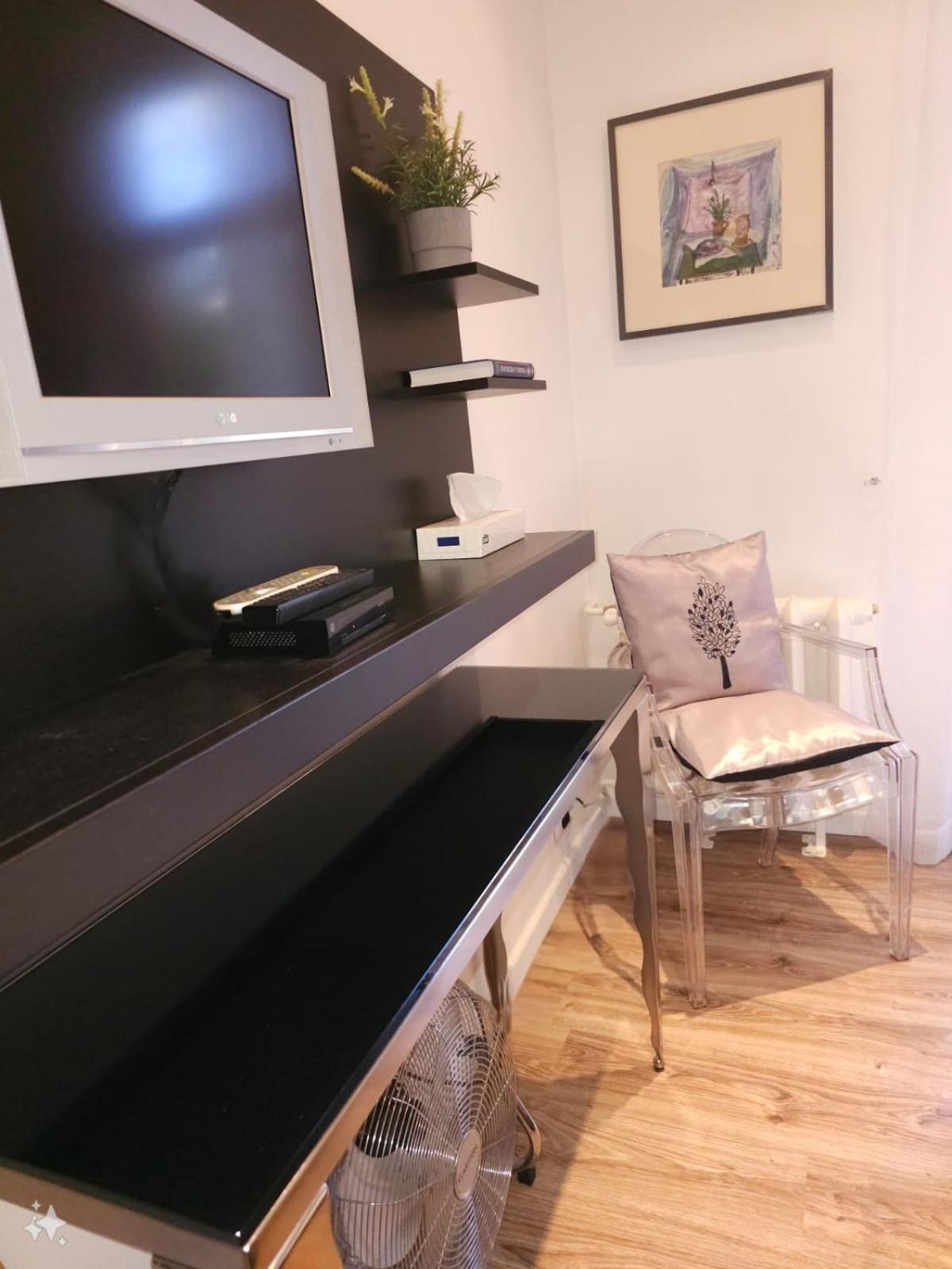 Modern 2 Bedroom Apartment In The City Centre Rīga Exterior foto